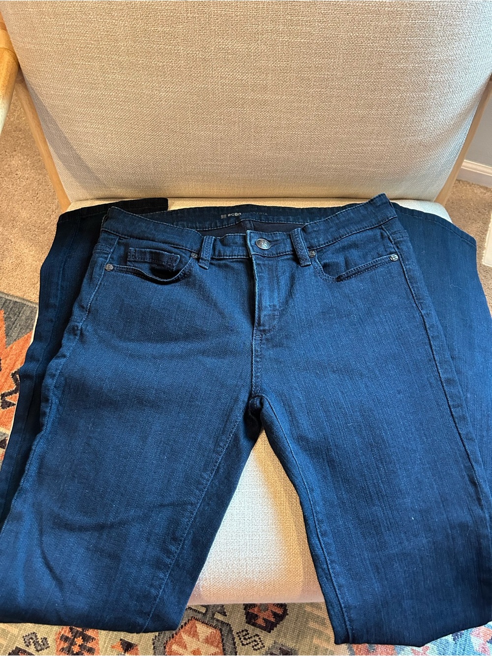 BCBG SKINNY DENIM LEGGING, DARK NAVY SZ 30